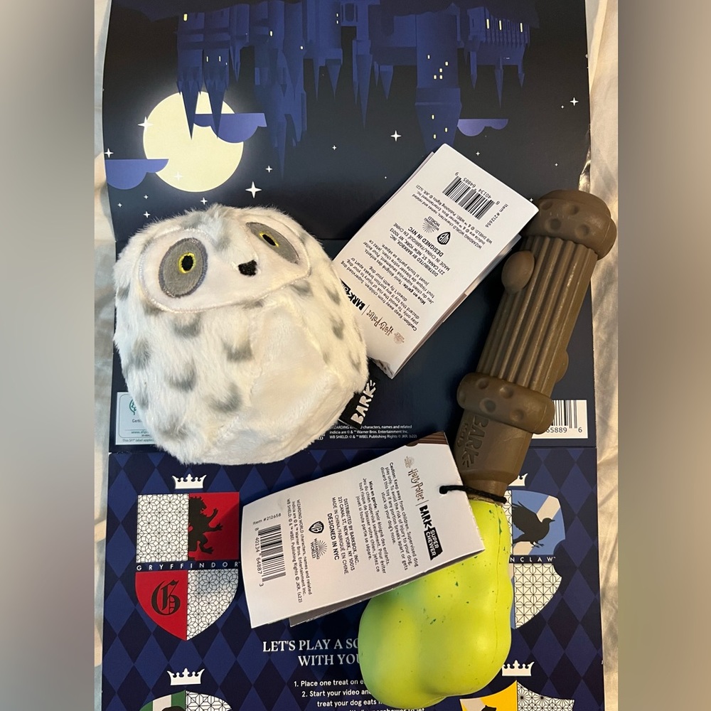 NWT Bark Box Super Chewer Harry Potter bogey wand plus Hedwig the Owl no tags